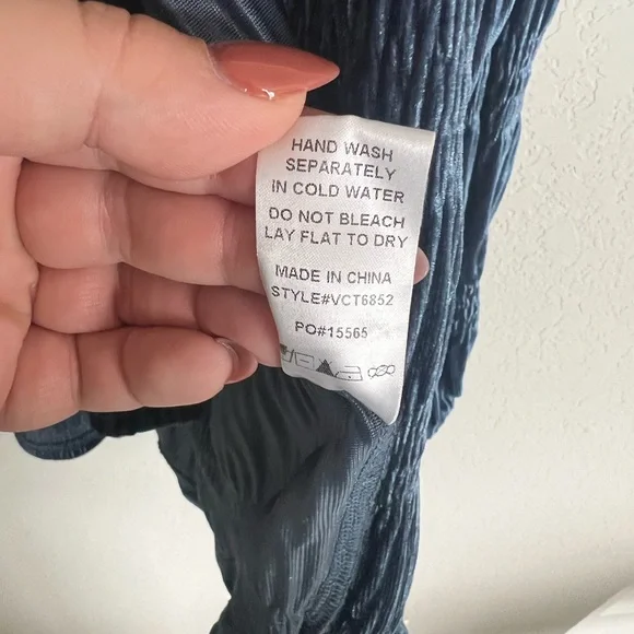 Vici velvet top - Picture 8 of 11